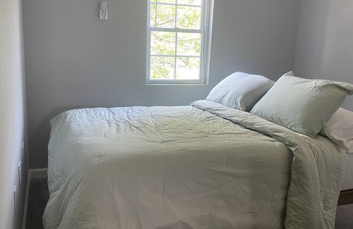 Trinidad House | Beautiful, Modern DC Rowhouse near Union Market