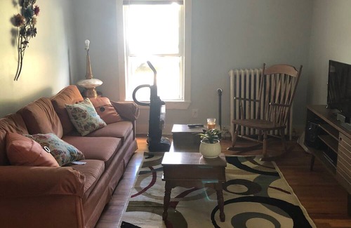 Troy House | Quiet retreat on creek for 2024 graduations-RPI, Russell Sage, HVCC, E Willard