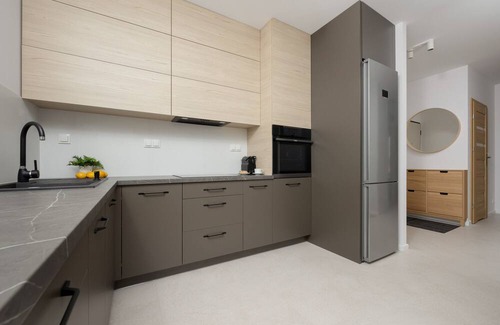 Warsaw Apartment | Beautiful apartment | Air conditioning & Parking | Warsaw