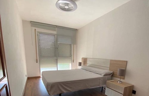 Roquetes Apartment | Apartment 'Casa Mar Touristic House' with Private Terrace, Wi-Fi and Air Conditioning