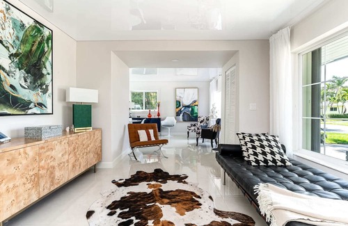 Lighthouse Point House | Luxurious 3-Bedroom Home with Heated Pool