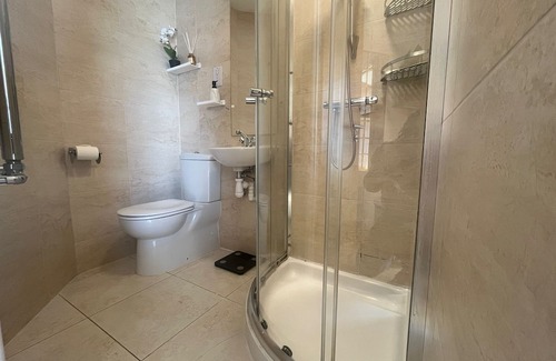 Stroud Green Apartment | Luxurious - Newly Refurbed - 1 Bed Flat - N4