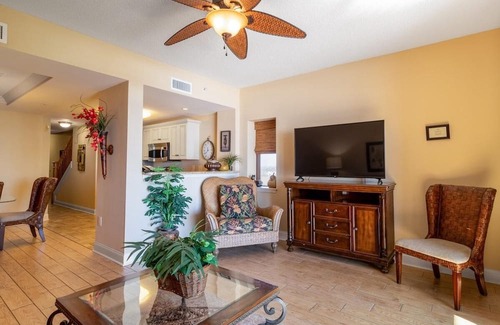 Windy Hill Condo | 10th Floor Retreat: Oceanfront One-Bedroom Condo with Spectacular View