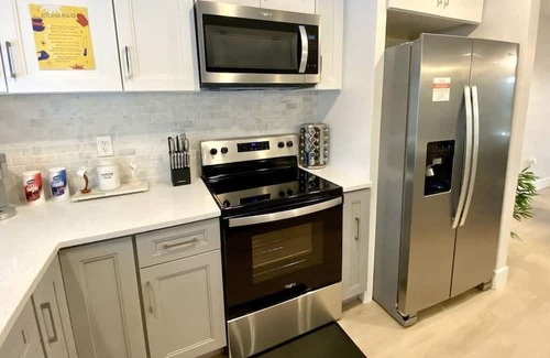 Biggar House | Gulf Gateway-Pool/Dock/Grill/Fun