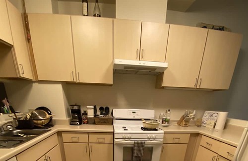 Palm Springs Apartment | 1 bedroom full access apartment -5 min from the strip