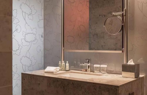 The Hague Center House | A Place to Unwind, Unplug, and Recharge! Pet-friendly Property!