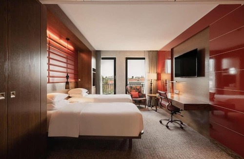The Hague Center House | Your Passport to Relaxation! 2 Spacious Units, Pet-friendly Property!