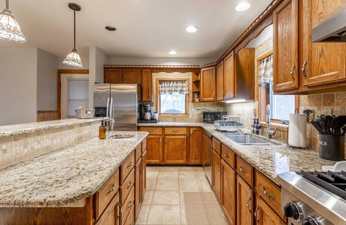 Mount Pocono House | Heated Indoor Private Pool | Hot Tub | Game Room