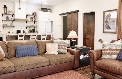 Comfort Cottage | The Stay on Seventh