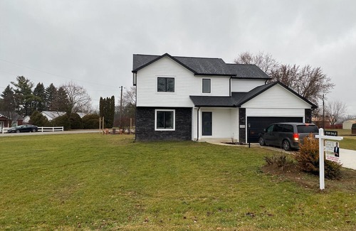 Enchanted Hills House | Like new 4 bedroom 2.5 bath home with boat slip on Lake Wawasee, IN. Sleeps 11+