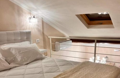 Ponsacco Apartment | Apartment "La Torretta" with Wi-Fi & A/C