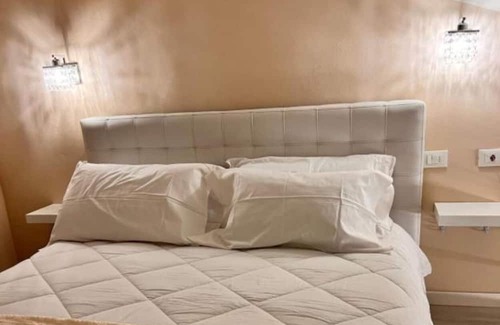 Ponsacco Apartment | Apartment "La Torretta" with Wi-Fi & A/C