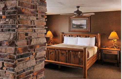 St. Joseph House | St. Joseph's Wilderness-inspired Retreat with Pool & Bar | 4 Units