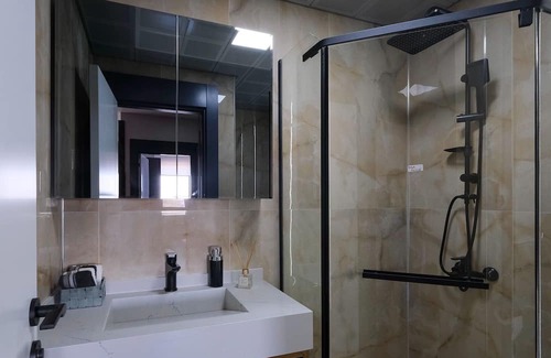 Lara Apartment | Spacious vacation apartment in Antalya, close to the airport and the city center