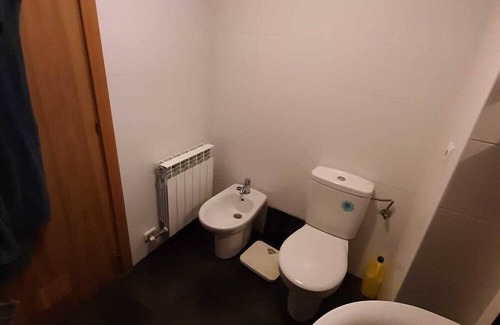 Zaragoza Bed & Breakfast | Único. Habitación de 2. Precio. Tranvía al Centro. Todo muy Cerca a 5 Minutos