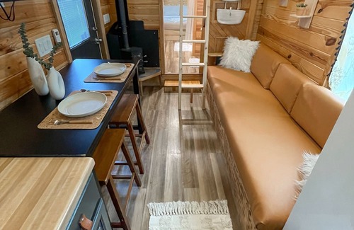 Parsons Cabin | The Self-Care Tiny Cabin near TN River