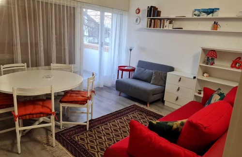 Lens Apartment | Crans Montana Bilocale Centrale Magnifica Vista Impianti di Risalita a un Passo