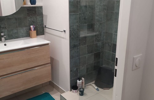 Faubourg de l'Arche Apartment | Appartement Lumineux et Spacieux, Proche de la Défense et des Transports