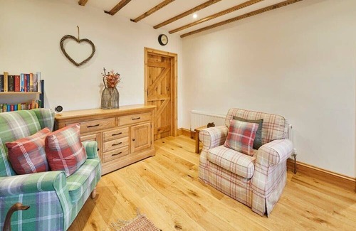Pickering House | Host & Stay | Badger Cottage