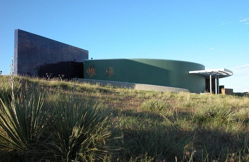 Casper House | Free Airport Shuttle! 3 Units in Great Location Near Downtown, Swimming Pool!