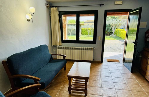 Serra de Daro Cottage | Apartamento Rural en el Baix Empordà, Ideal Para Famílias
