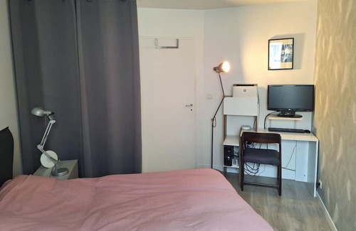 Bagnolet Apartment | A haven of peace 2 steps from Paris