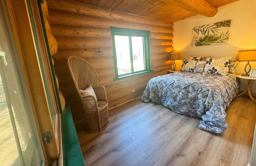 Pine County Cabin | Cozy log cabin located on a peaceful river near ATV trails and historic Duluth
