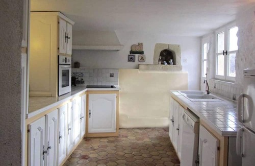 Valaurie House | Homerez - House for 4 ppl. with shared pool, garden and terrace at Valaurie