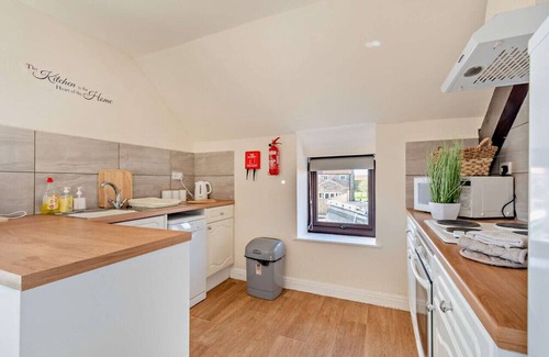 Newton-on-Rawcliffe Apartment | Modern cottage w pool in North Yorkshire