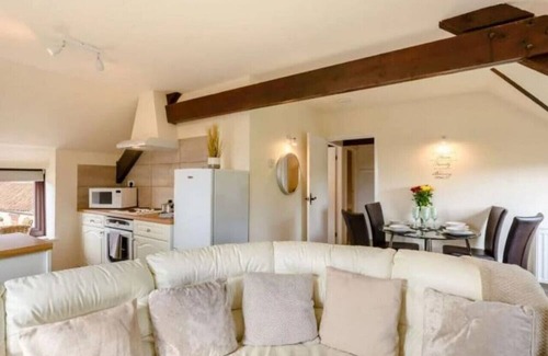 Newton-on-Rawcliffe Apartment | Modern cottage w pool in North Yorkshire