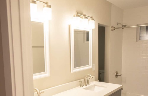 Frontier Condo | Discover Adventure in Kemmerer, WY! Remodeled VRBO with Attached Garage!