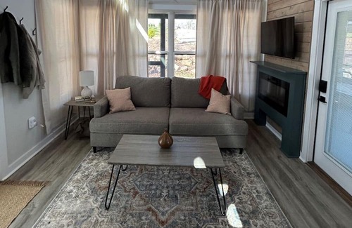 Tracy City House | 2BR Tiny Home w/ Lake Access