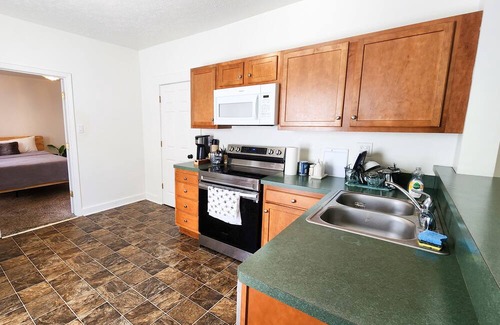 Clifton Heights House | Instaworthy Home in Clifton Heights Close to Waterfront and Downtown Louisville