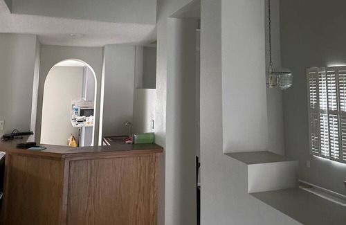 North Hills House | Cozy 4-bedroom pool house with WiFi and Fireplaces in lovely Los Angeles Hills