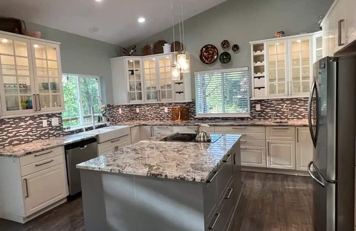 Shelton House | Relax on Harstine Island in a Waterfront Home!