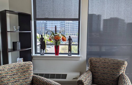 Downtown Vancouver Apartment | Work, play, and sip at waterfront 201 Aria.