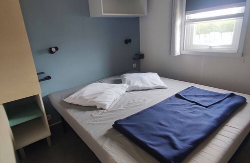 Saint-Jacques House | Mobil Home Climatisé Dans un Camping Piéton les Pieds Dans Leau !