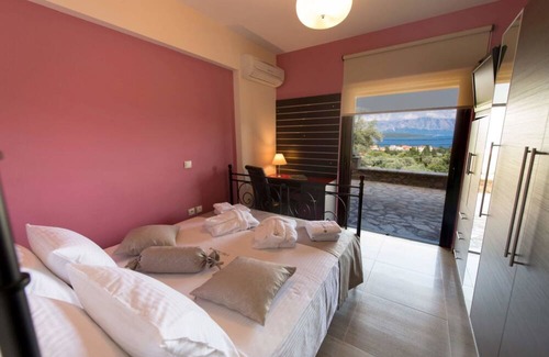 Spanokhorion Apartment | Greece Holidays Villas Rental