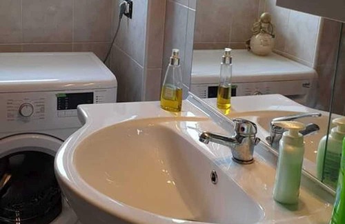 Old Town House | Homerez - House 3 km away from the beach for 6 ppl. with shared pool at Catania