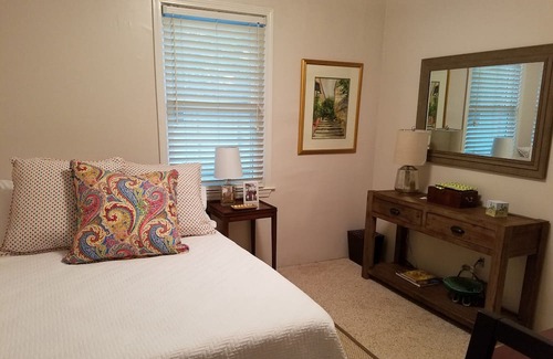 Forest Hills Cottage | Cozy 2-bedroom cottage with WiFi, AC just a mile from the Augusta National