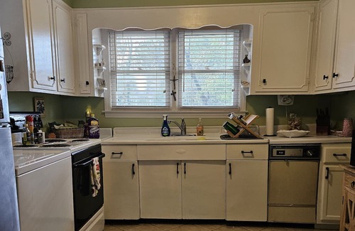 Forest Hills Cottage | Cozy 2-bedroom cottage with WiFi, AC just a mile from the Augusta National
