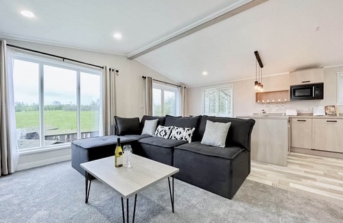 Tunstall Cabin | 2 bedroom accommodation in Tunstall, Richmond