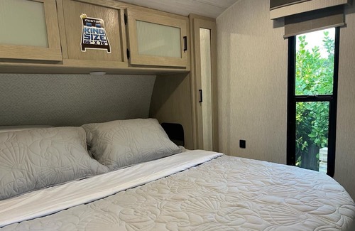 Princeton House | Luxury RV with Private Entrance