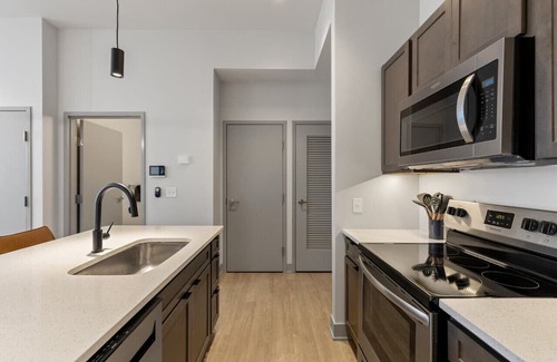 Downtown Apartment | Downtown LEX - Keeneland Condo