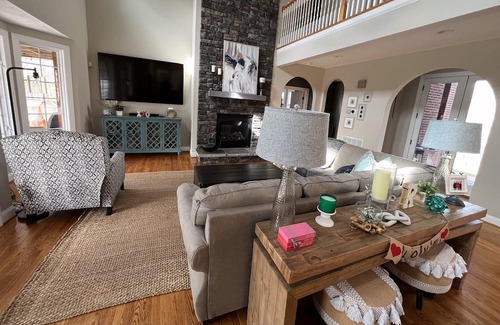 Blacksburg House | This house is a 4 bedroom(s), 4.5 bathrooms, located in Blacksburg, VA.