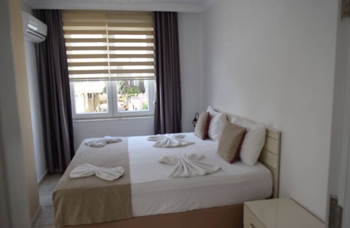 Konyaalti Bed & Breakfast | Apartment Güden Pearl Pool und Bergblick