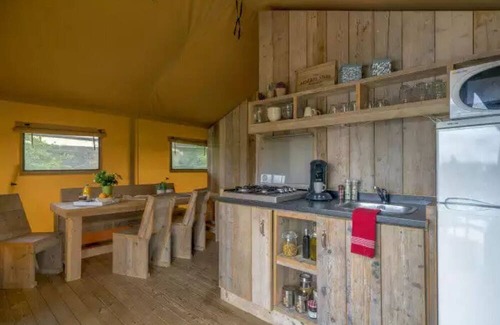 Saint-Julien-des-Landes House | Camping 5 étoiles - Piscine - eec0bf