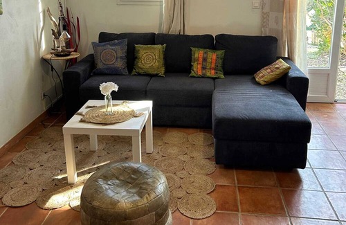 Bellegarde Apartment | Homerez - Appartement for 2 ppl. with shared pool and terrace at Bellegarde