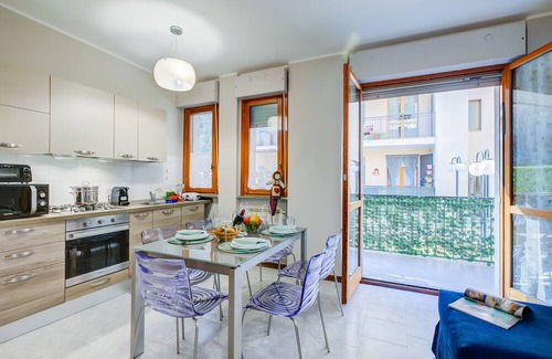 Meina Apartment | Talisma Apartment Few Minutes From Lake, Meina, Italy