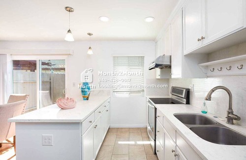 Tustin House | Suite in the Heart of Tustin #41360